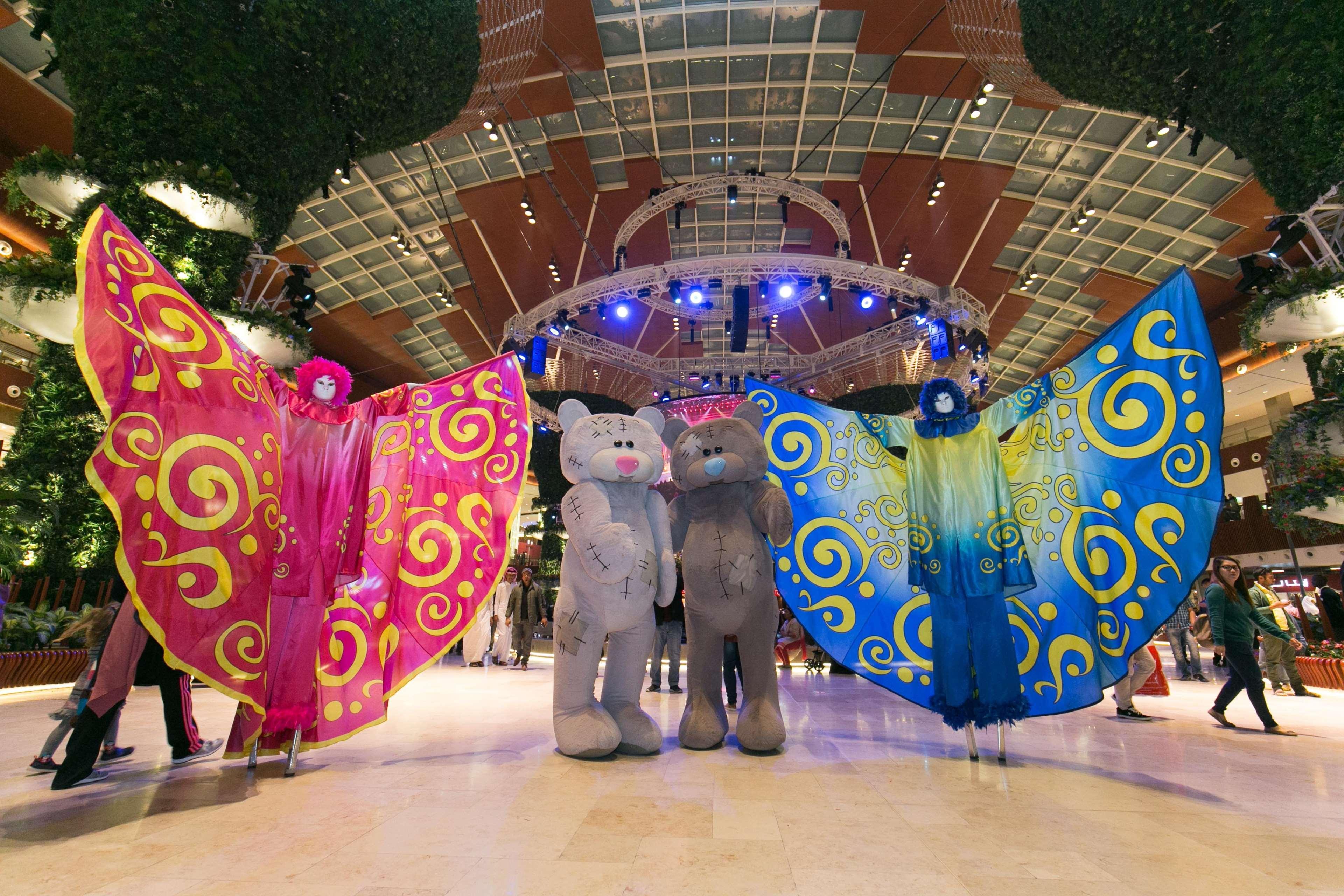 Alrayyan Hotel Doha, Curio Collection By Hilton Al Rayyan Buitenkant foto The 20th Anniversary Parade